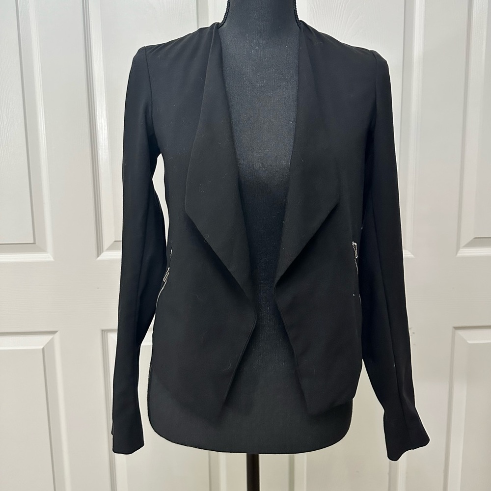 H&M DIVIDED black drop collar blazer with zipper detail